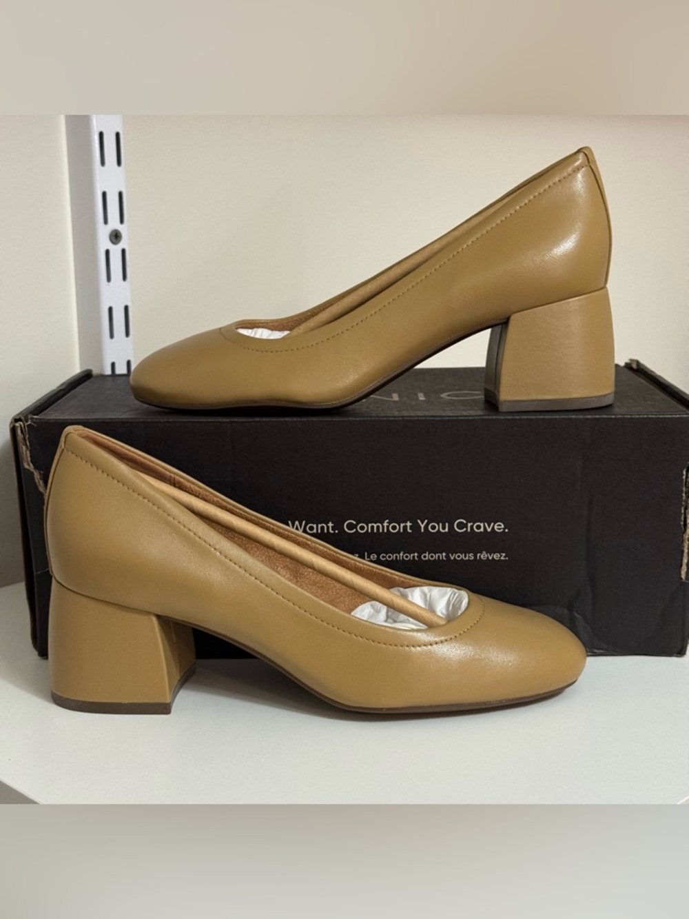 Vionic Womens Size 6 Carmel Pumps 2in Heel Comfort Shoes Slip On leather - Picture 4 of 6